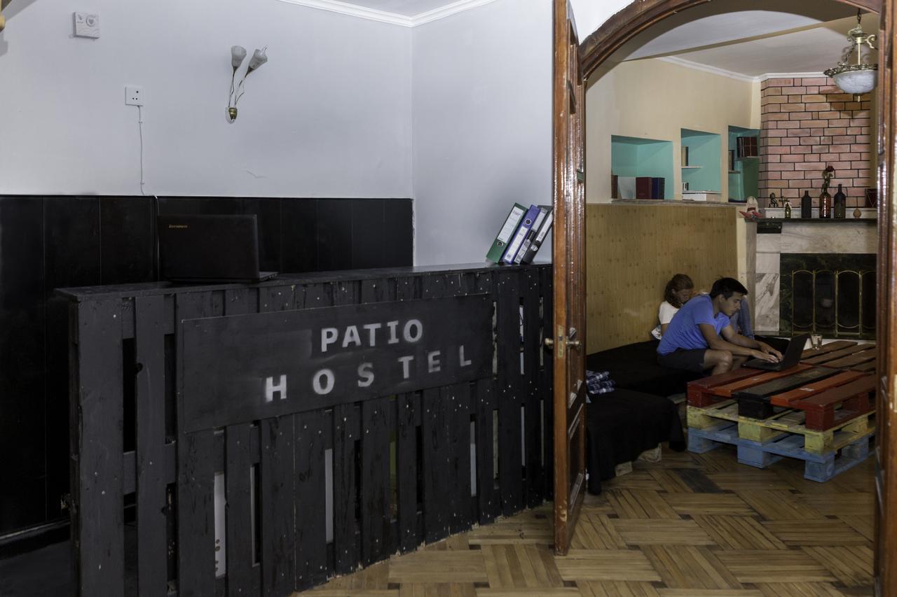 Patio Hostel Tbilisi Esterno foto