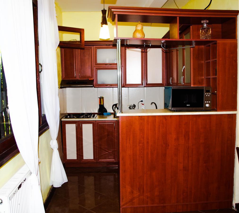 Patio Hostel Tbilisi Esterno foto